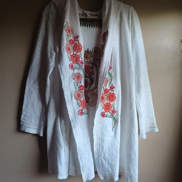 PAPARAZZI CARDIGAN